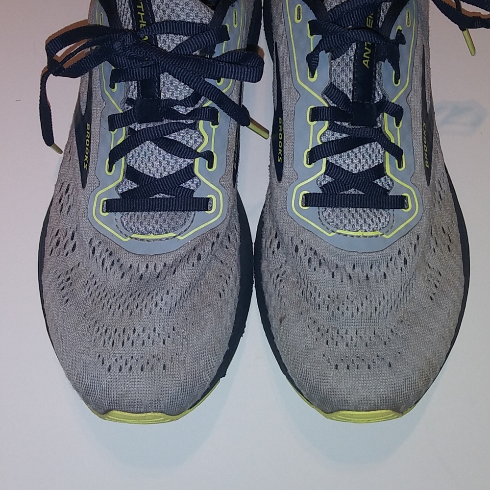 Brooks Anthem 4 Men's Reflecting Road Running Shoes Size US 8.5